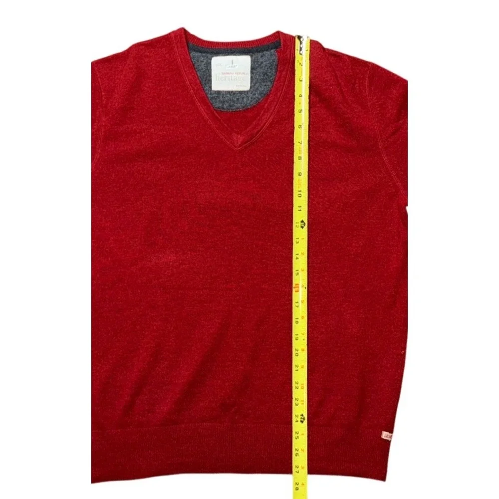 Banana Republic‎ Heritage Red Wool V Neck Long Sleeve Sweater Men's Size L